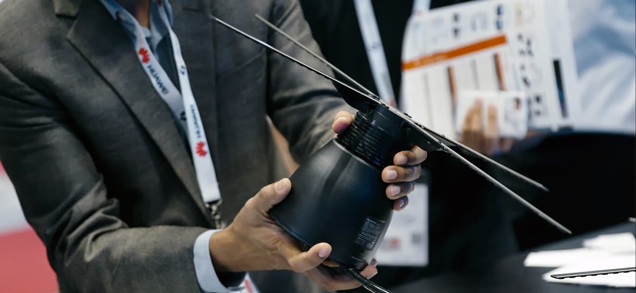 LED Fan Technology Guide Hologram with Projector