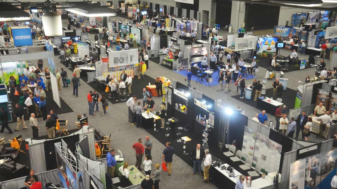 Transform Your Trade Show Success Hologram Fan LED