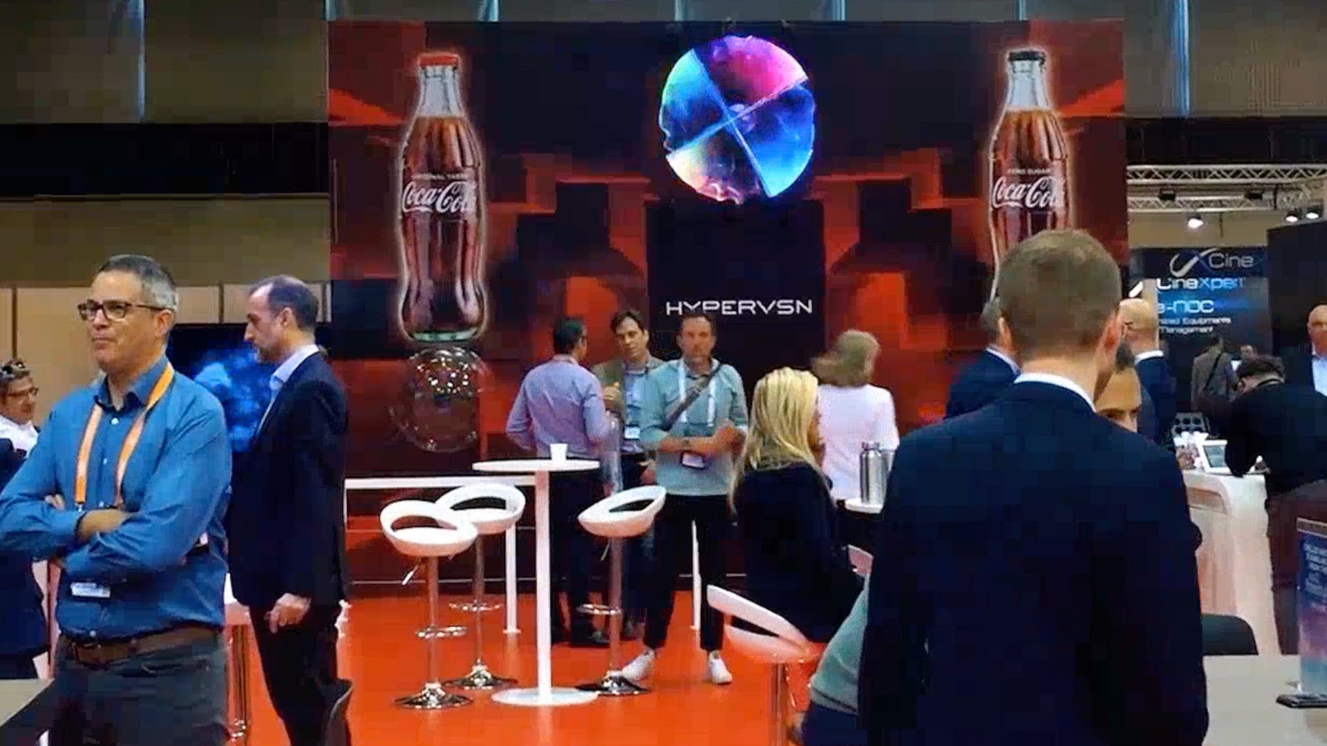 The Best Holographic Display for Product Demos at Trade Shows That’s Easy to Set Up